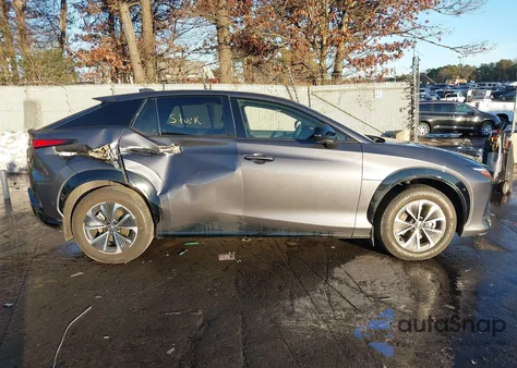 2025 Lexus Rz 450E Premium z USA, uszkodzony, nr VIN JTJAAAAB5SA031228